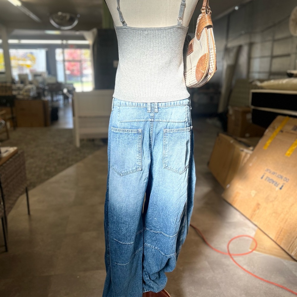 Gray Cropped Tanktop - Picture 4 of 4